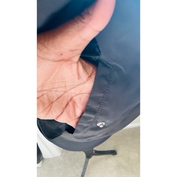 New Light weight Goodfellow & Co Water Resistant Jacket, - Picture 3 of 8